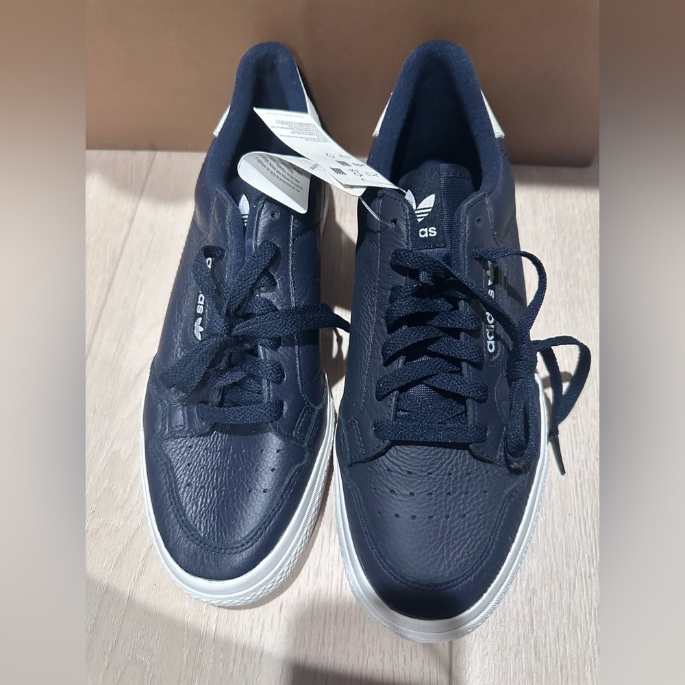 Adidas Men's Dark Blue Sneakers
